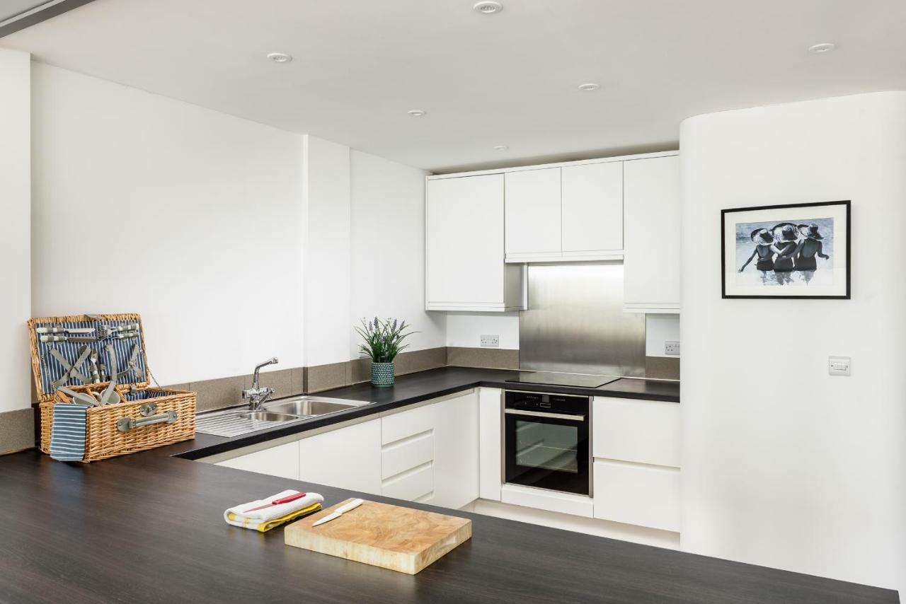 Lancing Beach Apartment. Bagian luar foto
